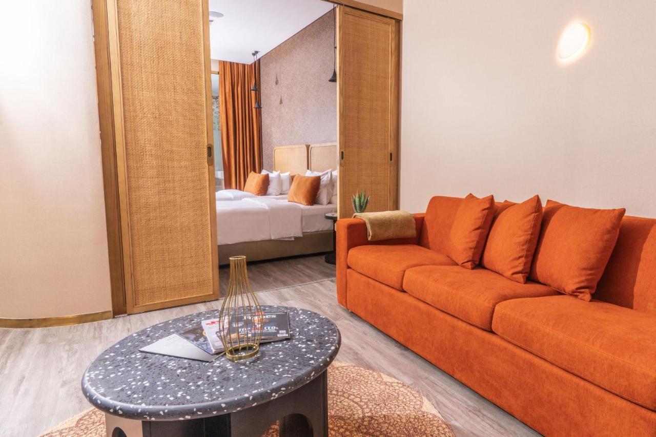 The House Hotel Al Khiran Exterior foto